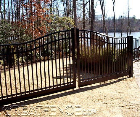 Estate_Gates_Black_Gloss_greatfence