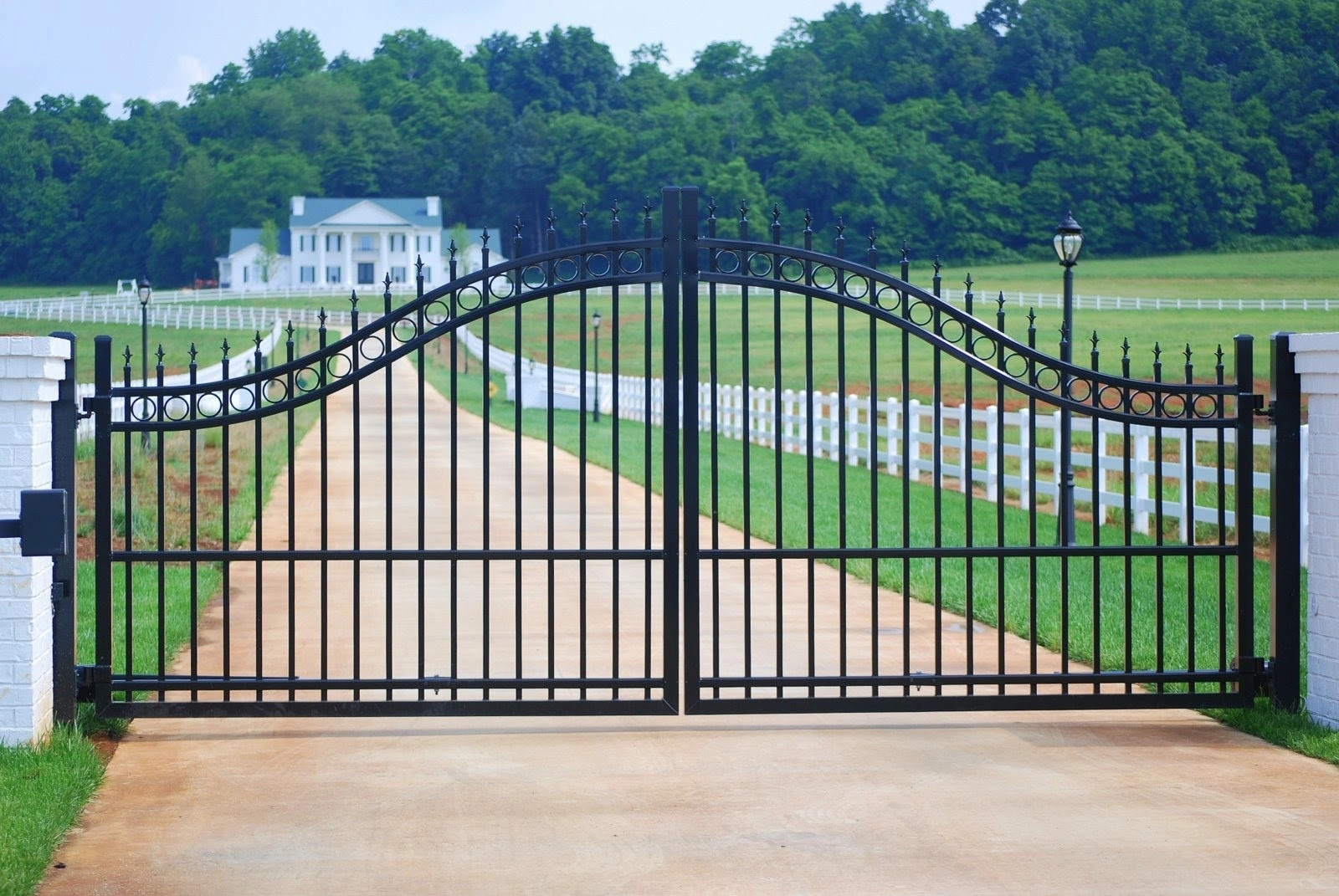 Automatic Residential Gate with Opener